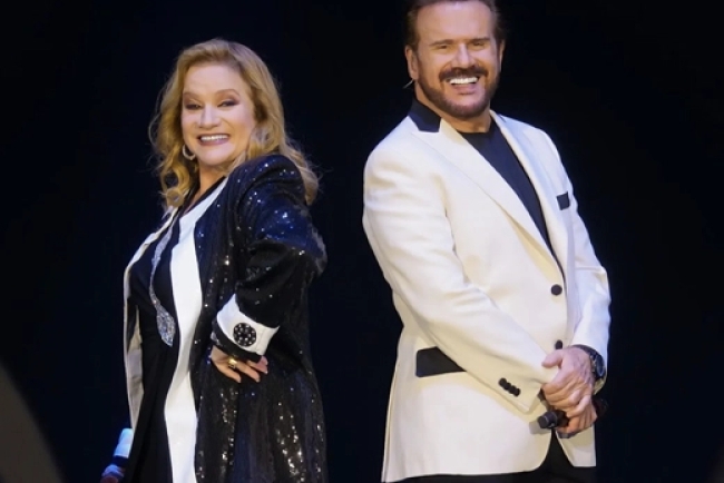 Pimpinela estrena su primer álbum sinfónico