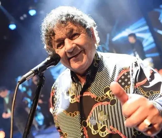 El vocalista Cacho Deicas deja a Los Palmeras y la banda le responde