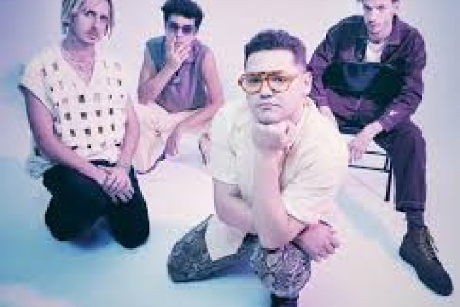 1915 lanza su nuevo single "Perfume"