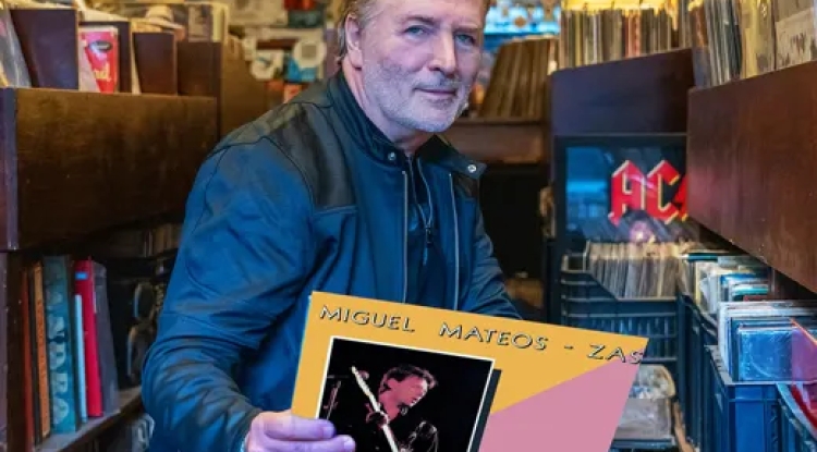 Miguel Mateos celebra en vivo los 40 años de "Rockas vivas"